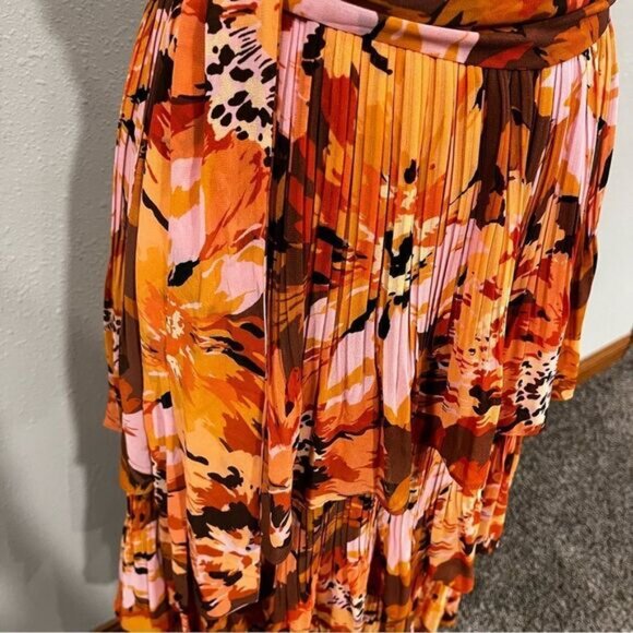 WHBM floral maxi dress with straps - Picture 4 of 15